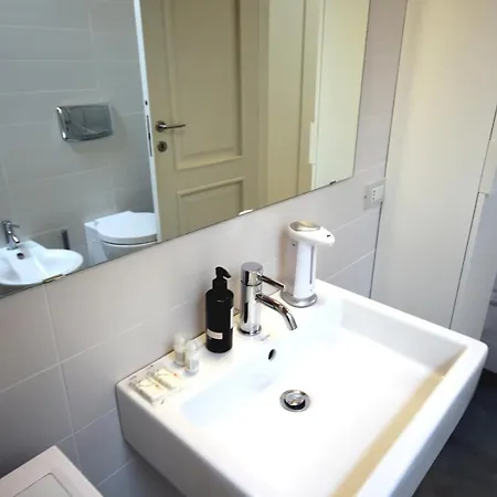 Tergesteo Suite: In Centro, A Due Passi Dalle Rive